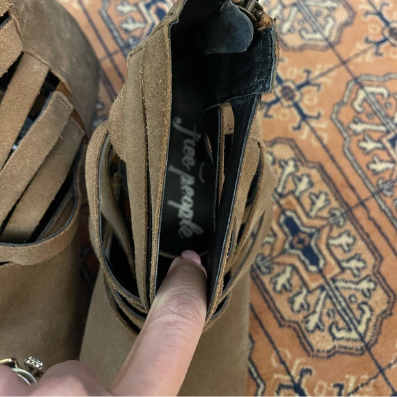 Women’s Free People Sloane Ankle Boot Carmel Brown Suede Sz 40 festival/western - Picture 3 of 11